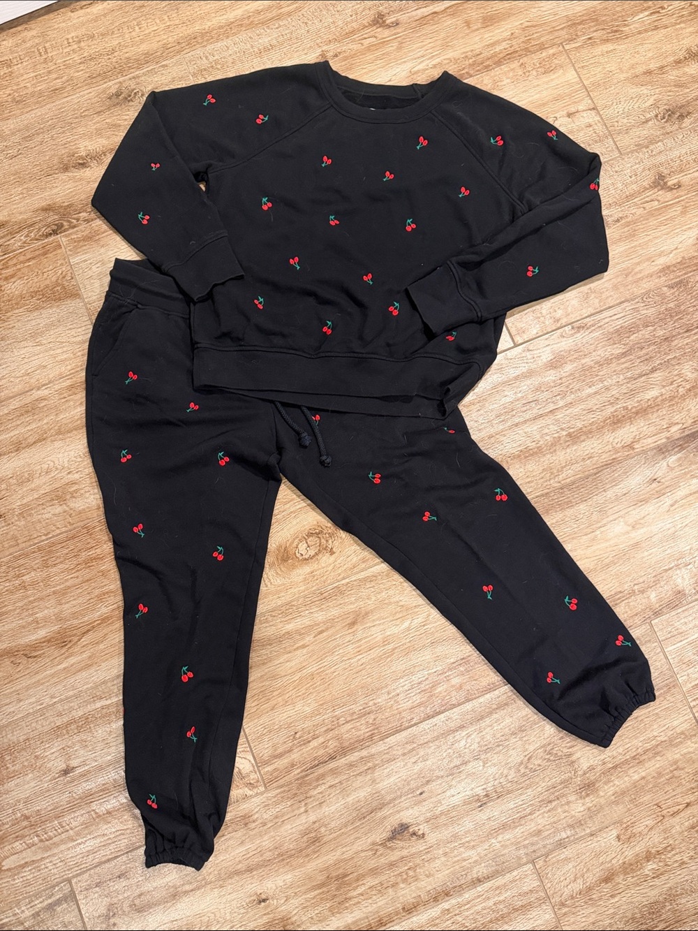Lou & Grey Black Cherry-Print Matching Sweat Suit Set